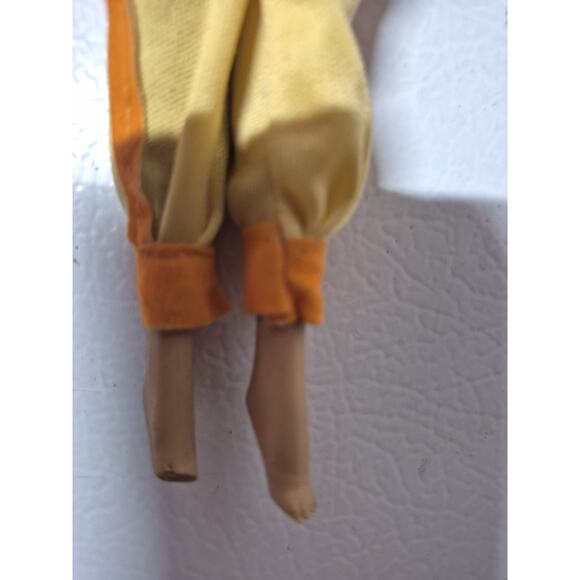 Vintage 1968 The World of Barbie Double Doll Case With Dolls And Accessories - Picture 10 of 13